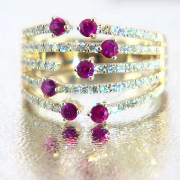 ⭐️ HOST PICK⭐️ 14K Yellow Gold Genuine Ruby & Diamond Ring - Picture 4 of 15